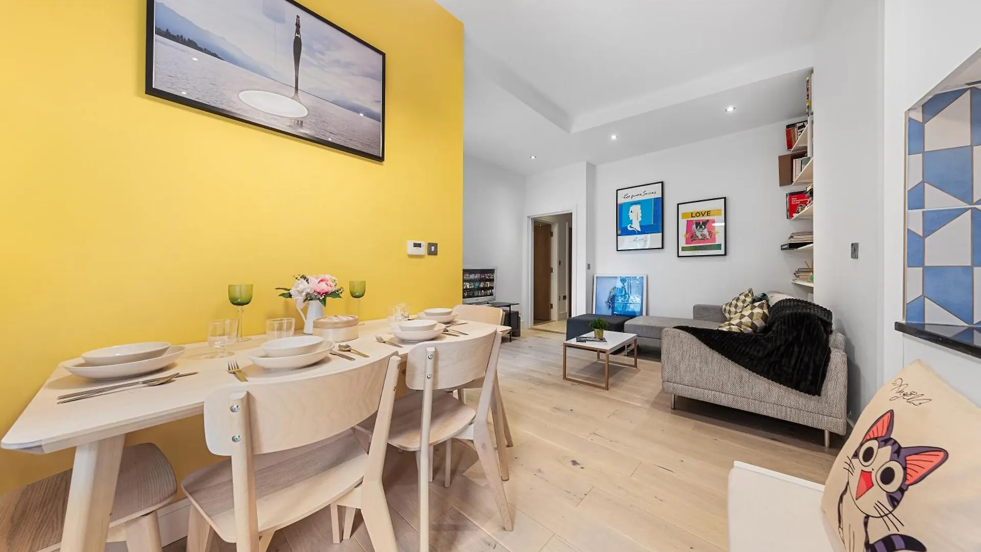 Trendy 2 Bed Flat In Greenwich With Car Parking London 0*,