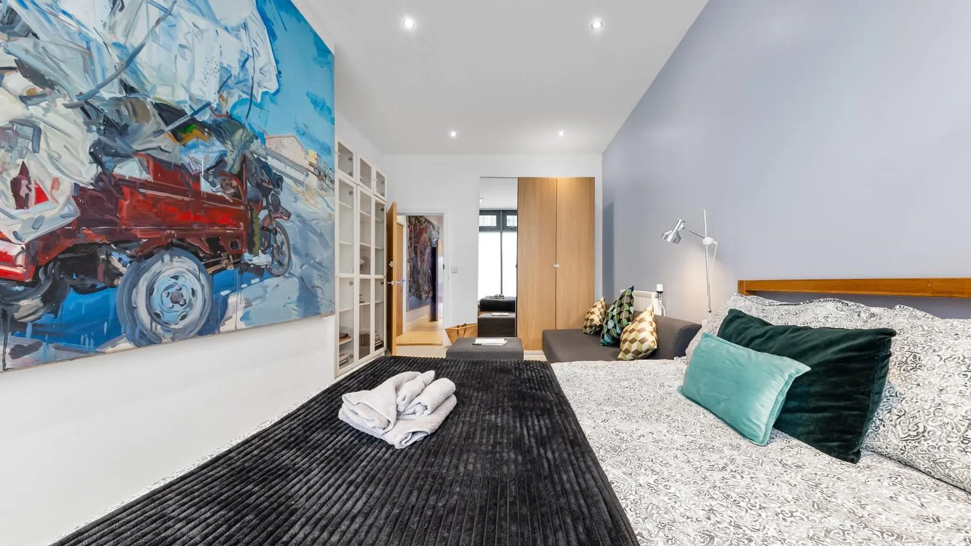 Trendy 2 Bed Flat In Greenwich With Car Parking London